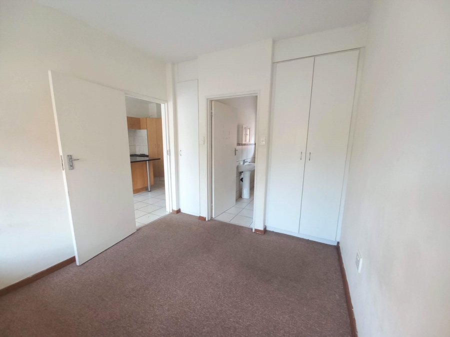 To Let 1 Bedroom Property for Rent in Kosmosdal Gauteng
