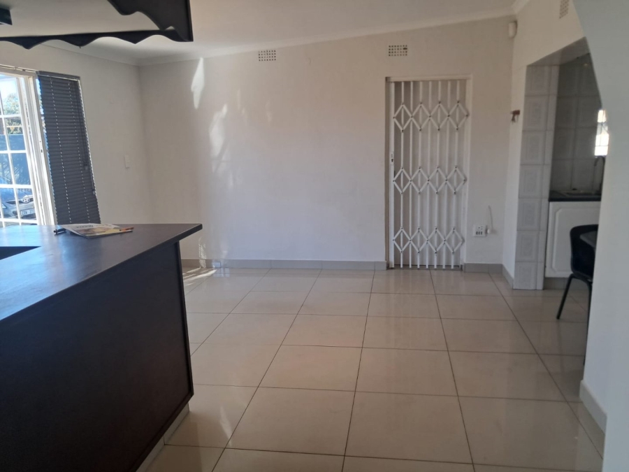 To Let 4 Bedroom Property for Rent in Beyers Park Gauteng