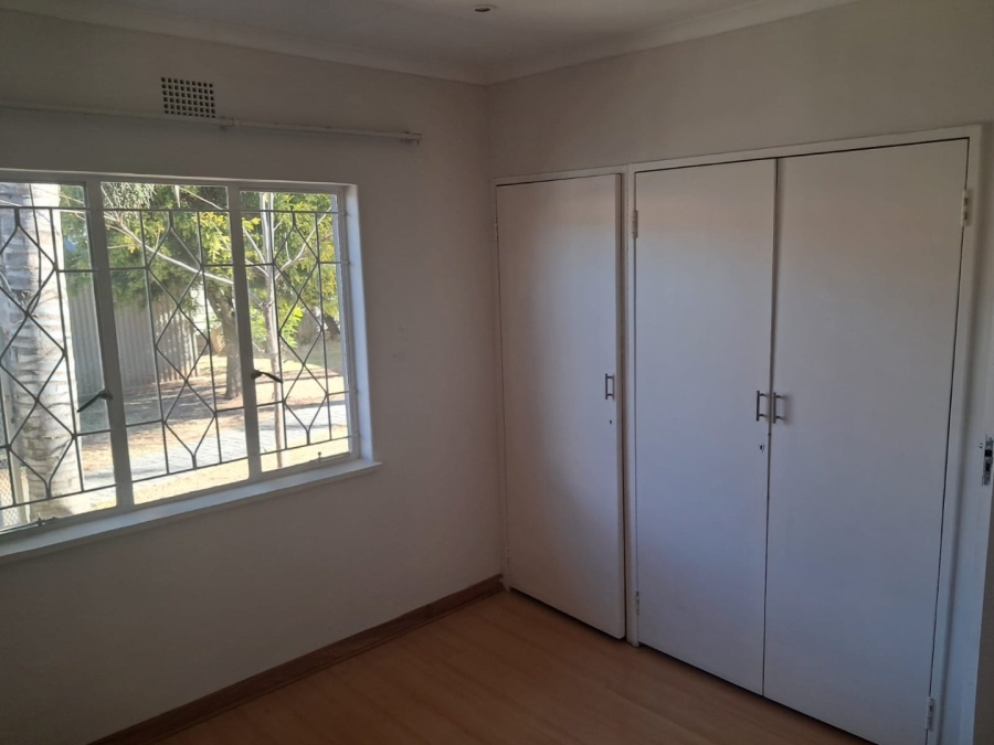 To Let 4 Bedroom Property for Rent in Beyers Park Gauteng
