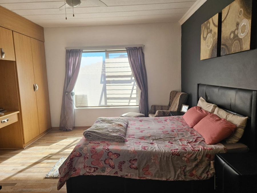 3 Bedroom Property for Sale in Noordhang Gauteng