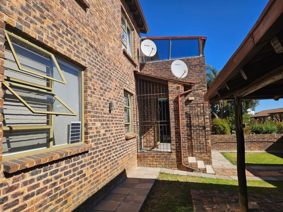 3 Bedroom Property for Sale in Noordhang Gauteng