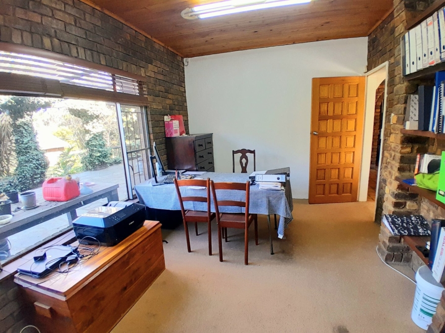 5 Bedroom Property for Sale in Randjesfontein A H Gauteng