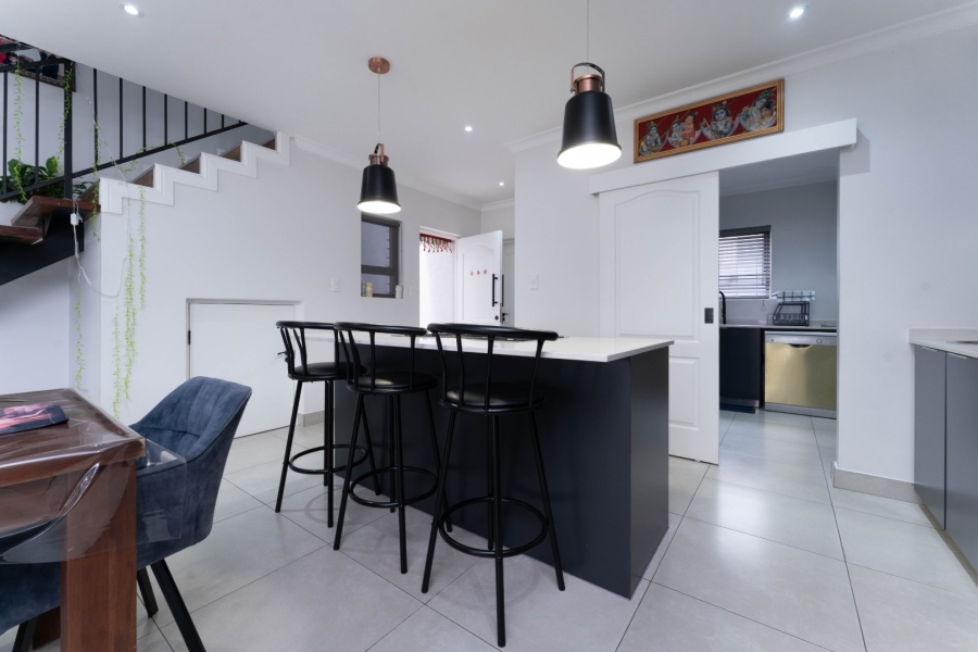 3 Bedroom Property for Sale in Bryanston Gauteng