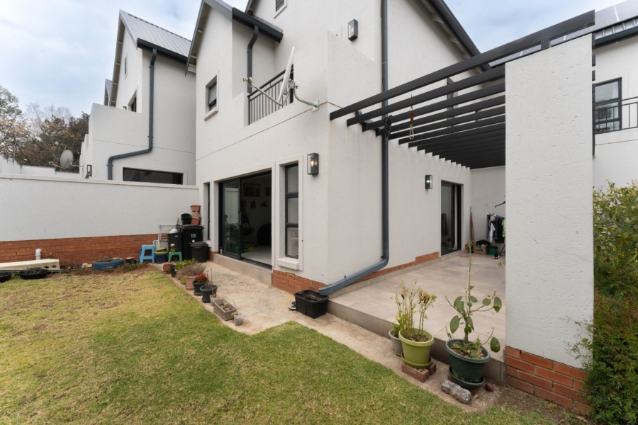 3 Bedroom Property for Sale in Bryanston Gauteng