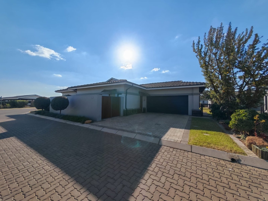 3 Bedroom Property for Sale in Zesfontein A H Gauteng