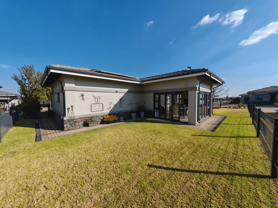 3 Bedroom Property for Sale in Zesfontein A H Gauteng