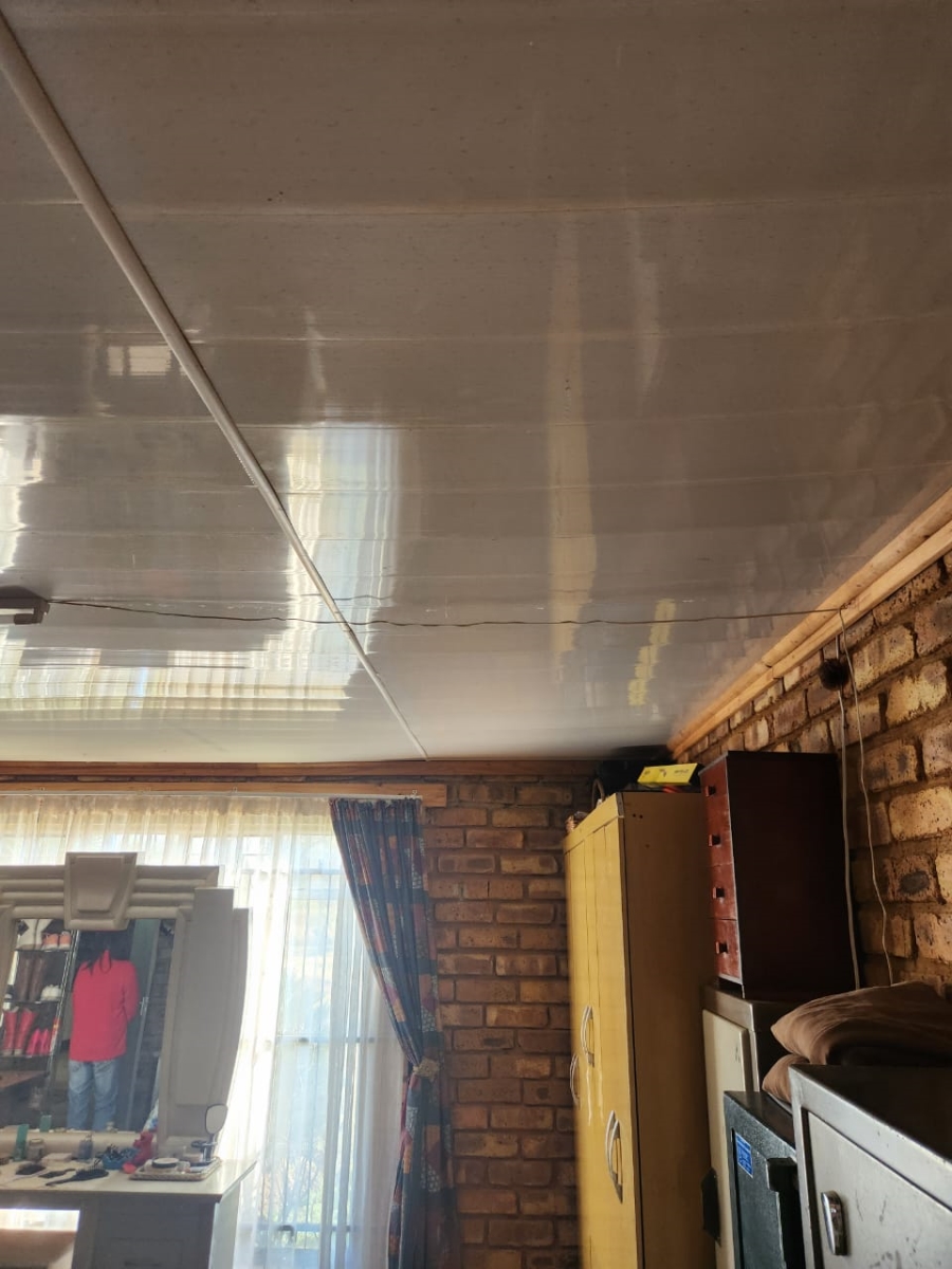 3 Bedroom Property for Sale in Haakdoornboom AH Gauteng