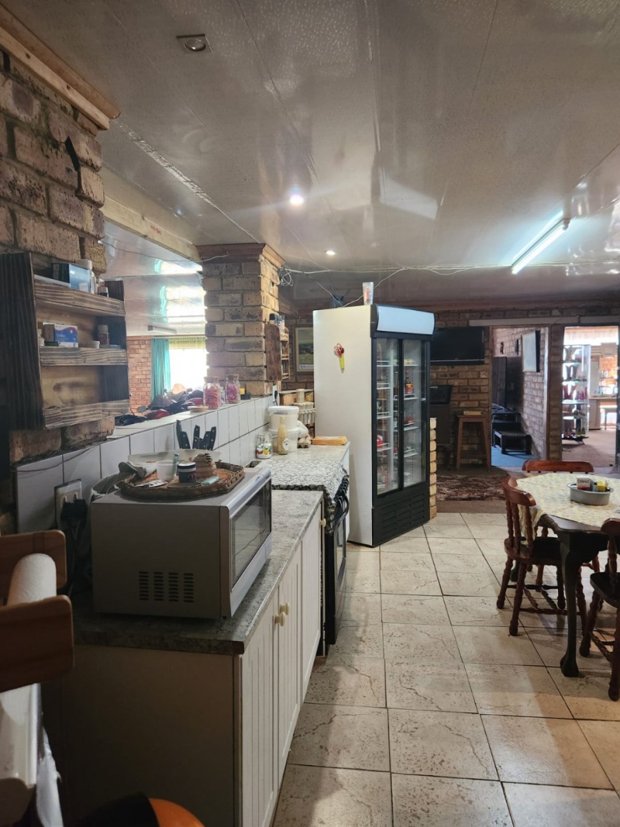 3 Bedroom Property for Sale in Haakdoornboom AH Gauteng