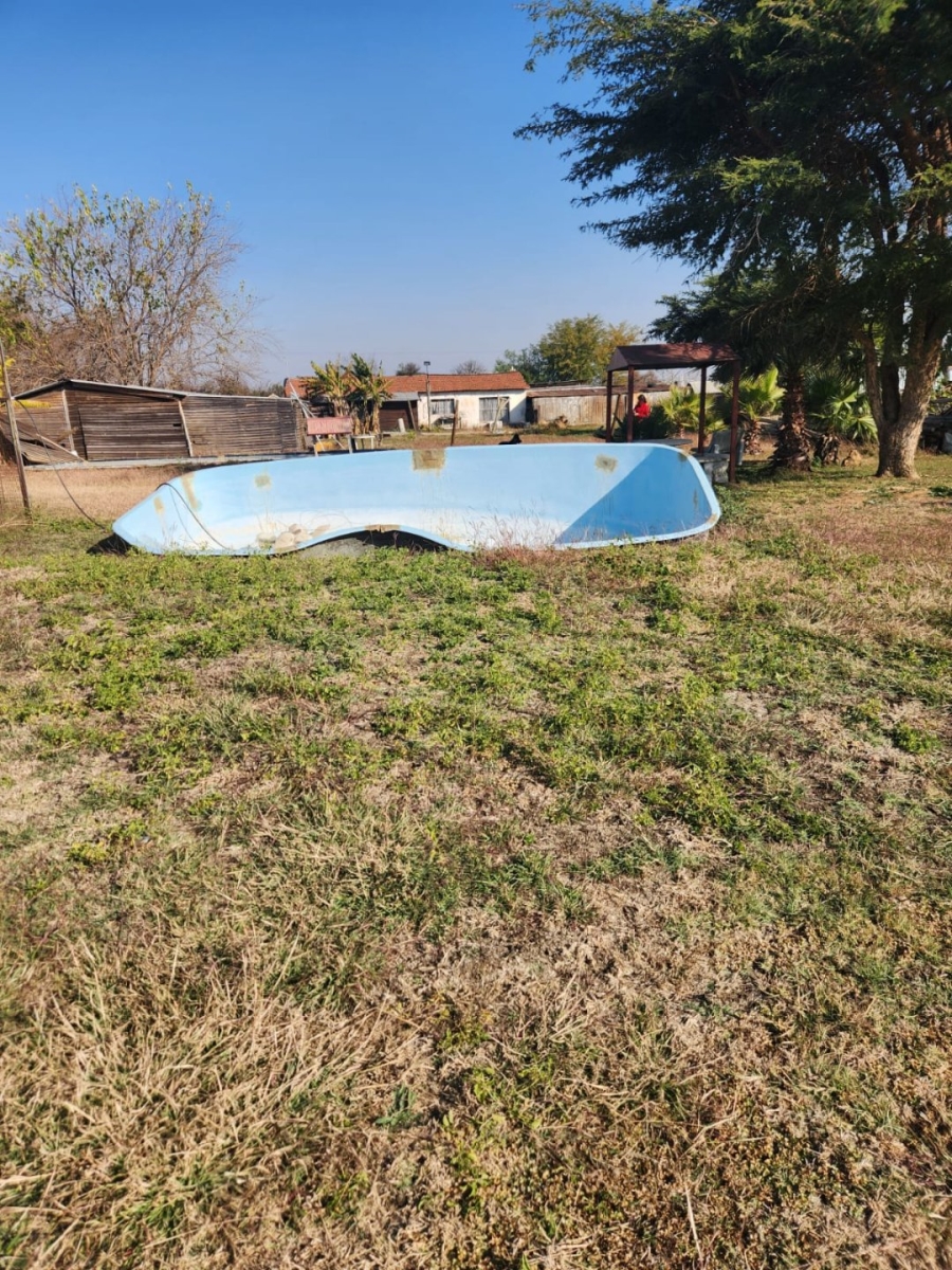 3 Bedroom Property for Sale in Haakdoornboom AH Gauteng