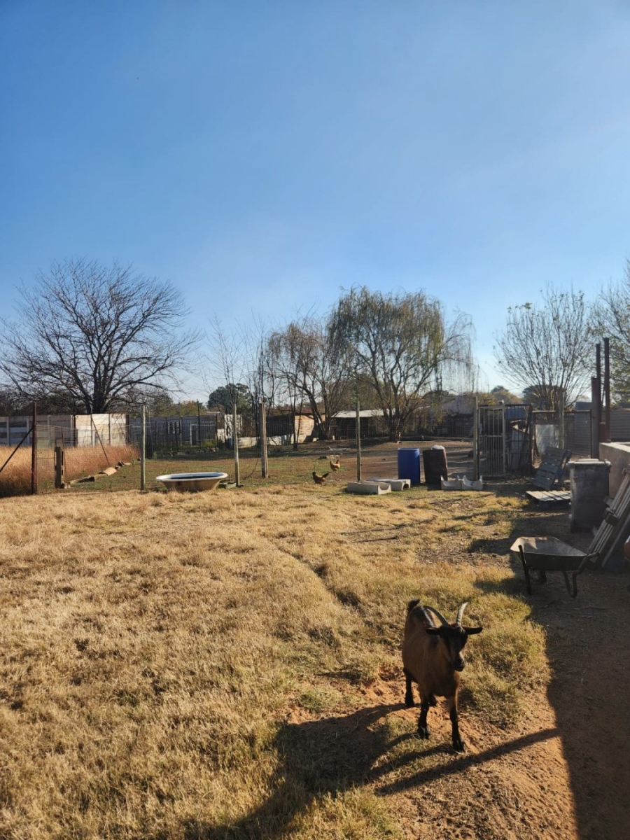 3 Bedroom Property for Sale in Haakdoornboom AH Gauteng