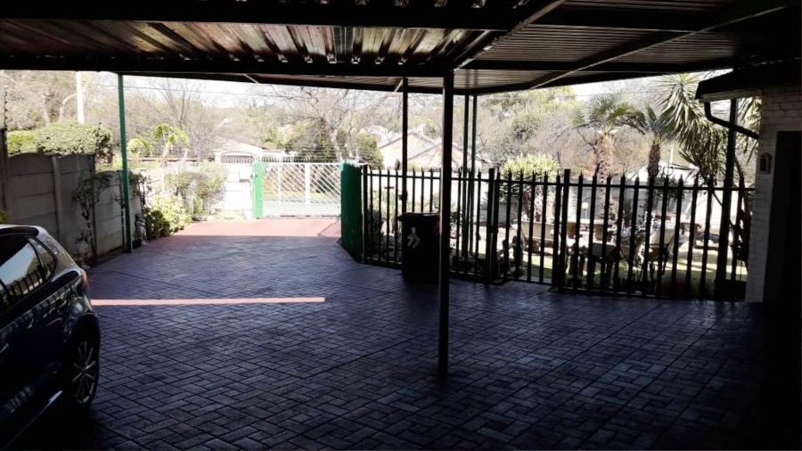 4 Bedroom Property for Sale in Illiondale Gauteng