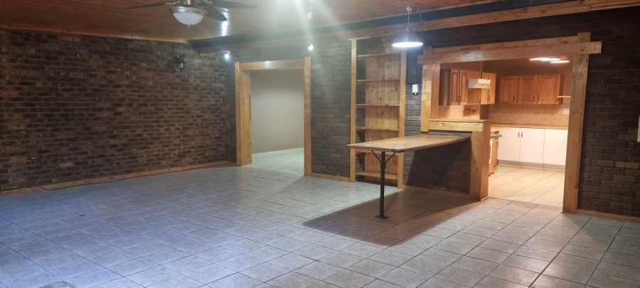 3 Bedroom Property for Sale in Mountain View Gauteng