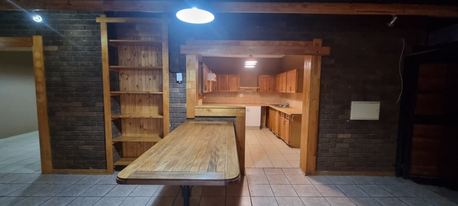 3 Bedroom Property for Sale in Mountain View Gauteng