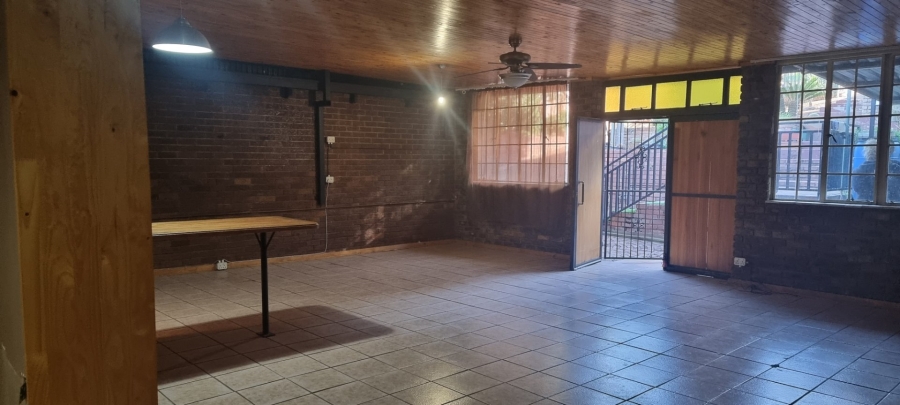 3 Bedroom Property for Sale in Mountain View Gauteng