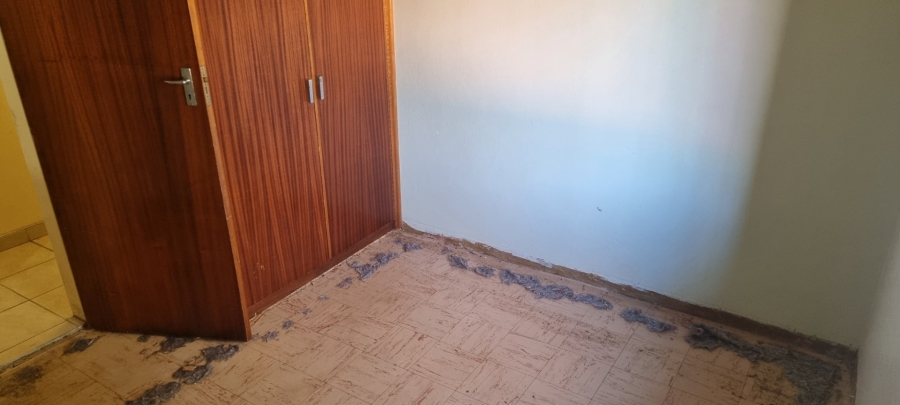 3 Bedroom Property for Sale in Mountain View Gauteng