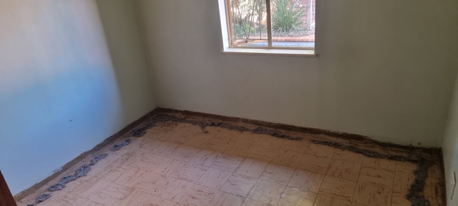 3 Bedroom Property for Sale in Mountain View Gauteng