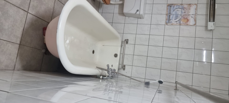 3 Bedroom Property for Sale in Mountain View Gauteng
