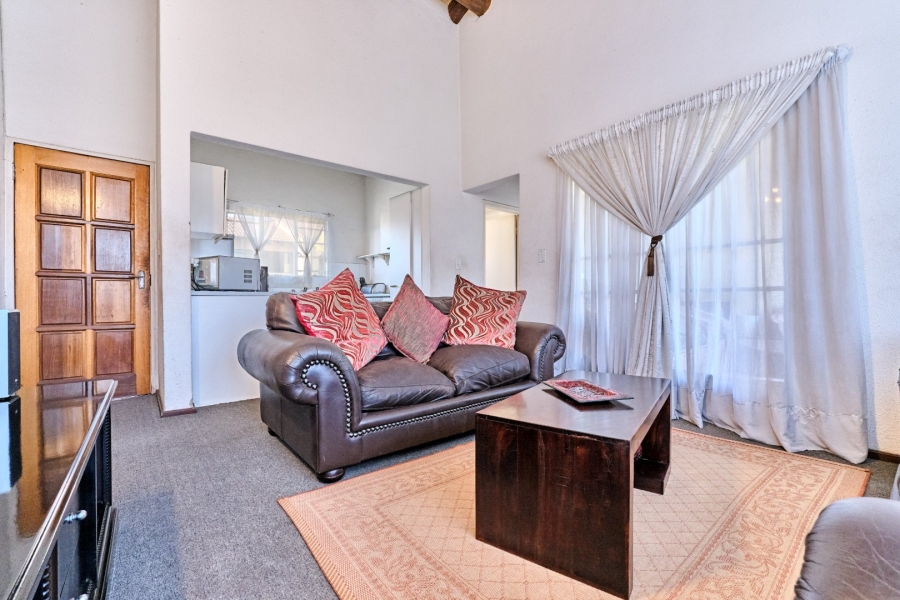 2 Bedroom Property for Sale in Lonehill Gauteng