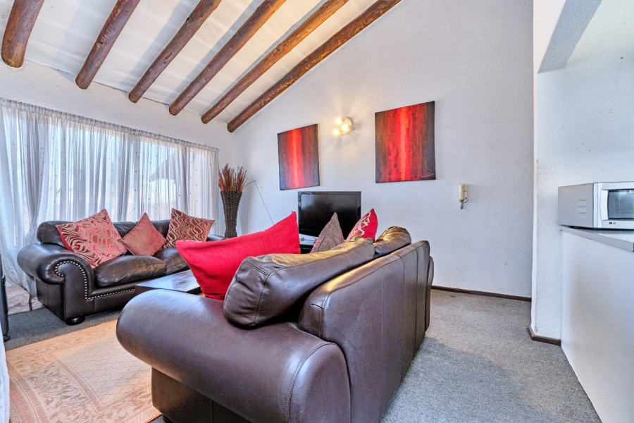 2 Bedroom Property for Sale in Lonehill Gauteng