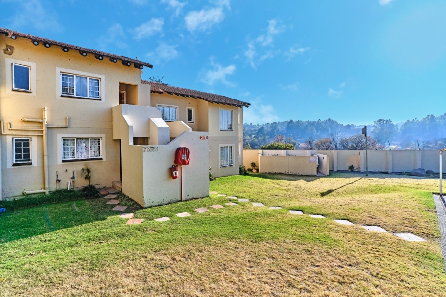 2 Bedroom Property for Sale in Lonehill Gauteng