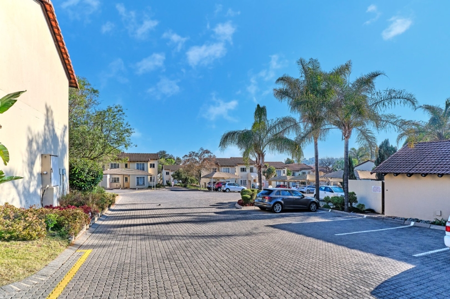 2 Bedroom Property for Sale in Lonehill Gauteng