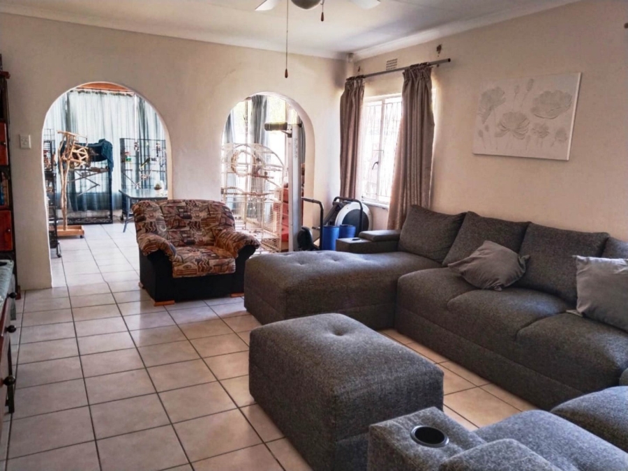 2 Bedroom Property for Sale in De Klerkshof Gauteng