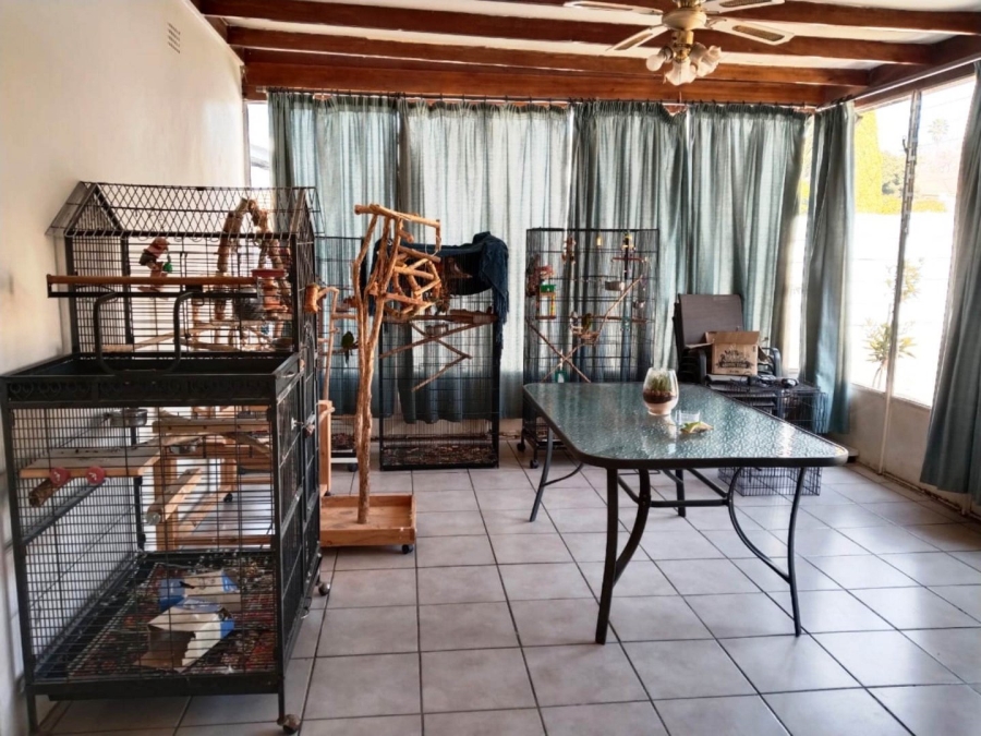 2 Bedroom Property for Sale in De Klerkshof Gauteng