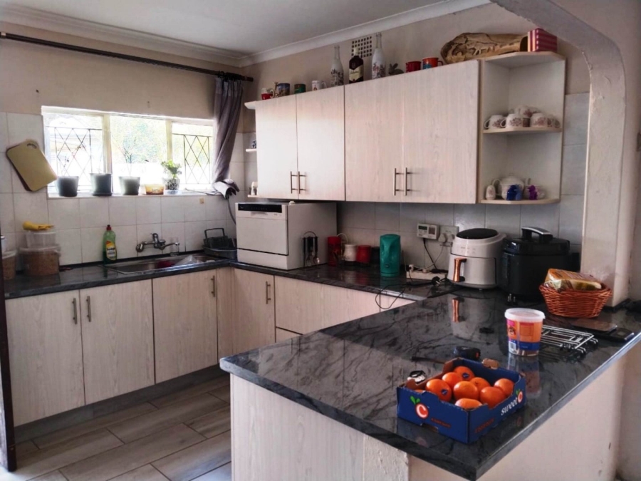 2 Bedroom Property for Sale in De Klerkshof Gauteng
