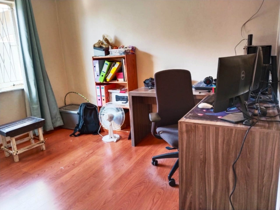 2 Bedroom Property for Sale in De Klerkshof Gauteng
