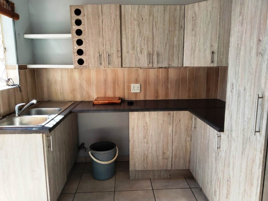 2 Bedroom Property for Sale in De Klerkshof Gauteng