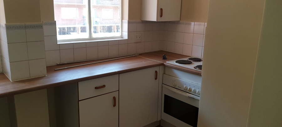 To Let 2 Bedroom Property for Rent in Die Hoewes Gauteng
