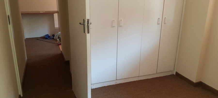 To Let 2 Bedroom Property for Rent in Die Hoewes Gauteng