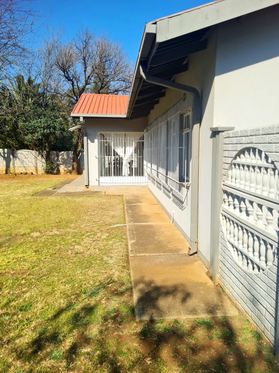 3 Bedroom Property for Sale in Vanderbijlpark SW 5 Gauteng