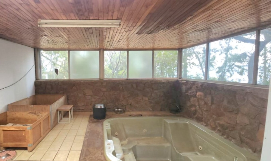 9 Bedroom Property for Sale in Schurveberg Gauteng