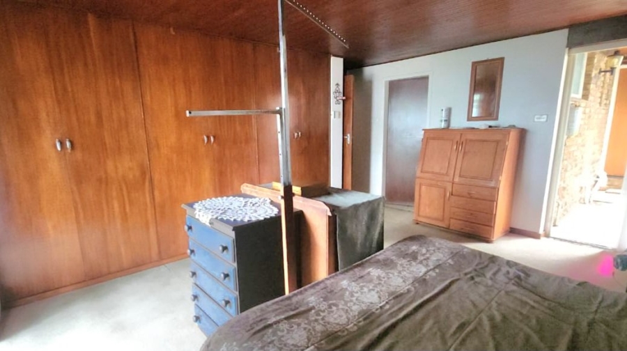 9 Bedroom Property for Sale in Schurveberg Gauteng