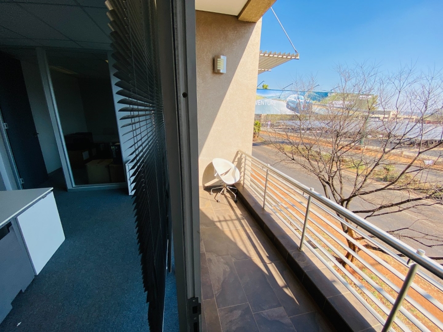 To Let commercial Property for Rent in Die Hoewes Gauteng