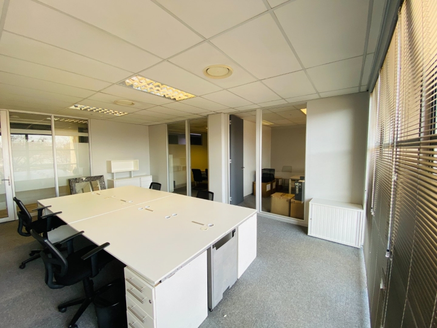 To Let commercial Property for Rent in Die Hoewes Gauteng