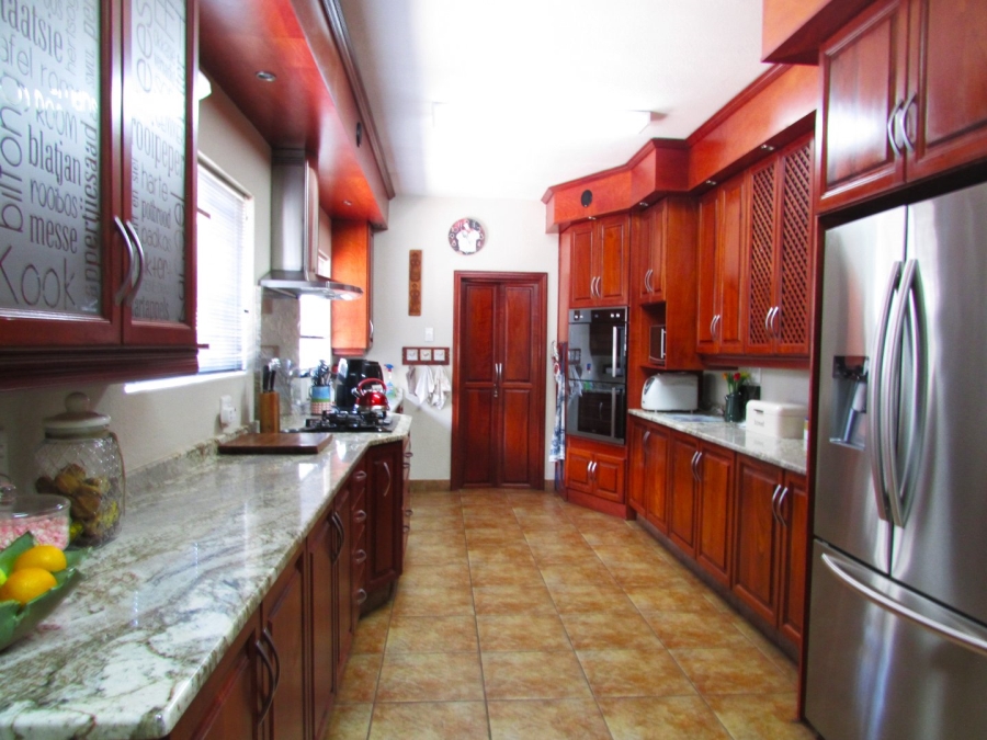4 Bedroom Property for Sale in Vanderbijlpark SW 5 Gauteng