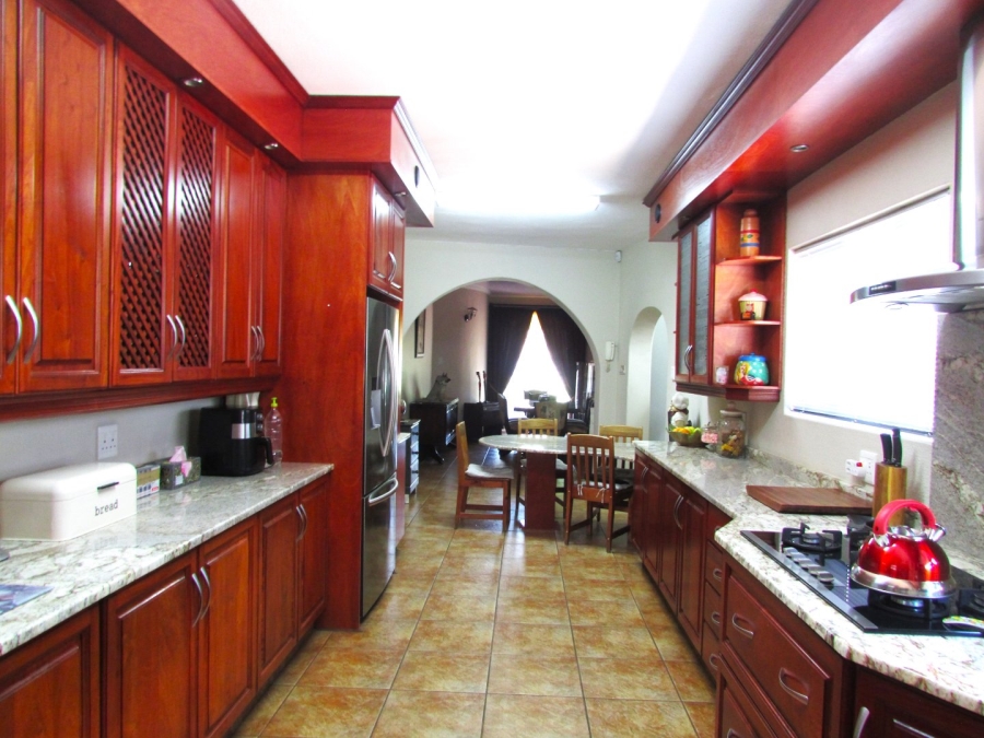 4 Bedroom Property for Sale in Vanderbijlpark SW 5 Gauteng