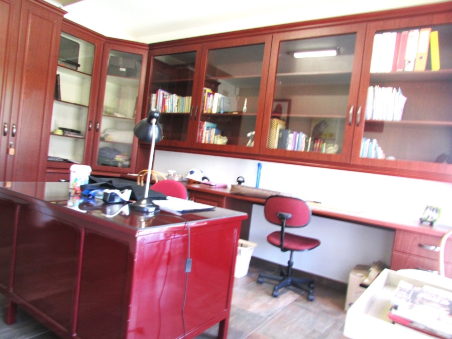 4 Bedroom Property for Sale in Vanderbijlpark SW 5 Gauteng