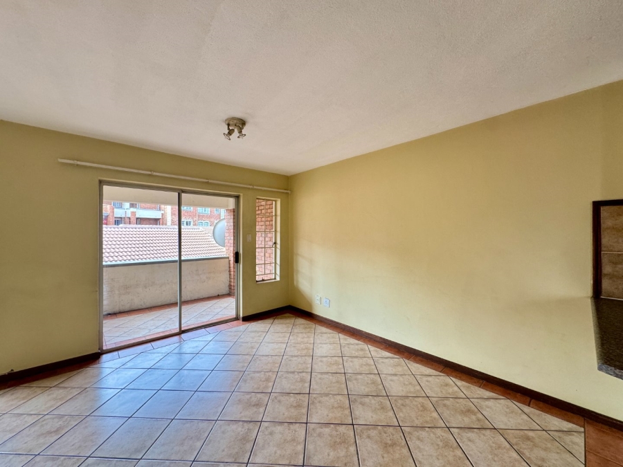 2 Bedroom Property for Sale in Die Hoewes Gauteng