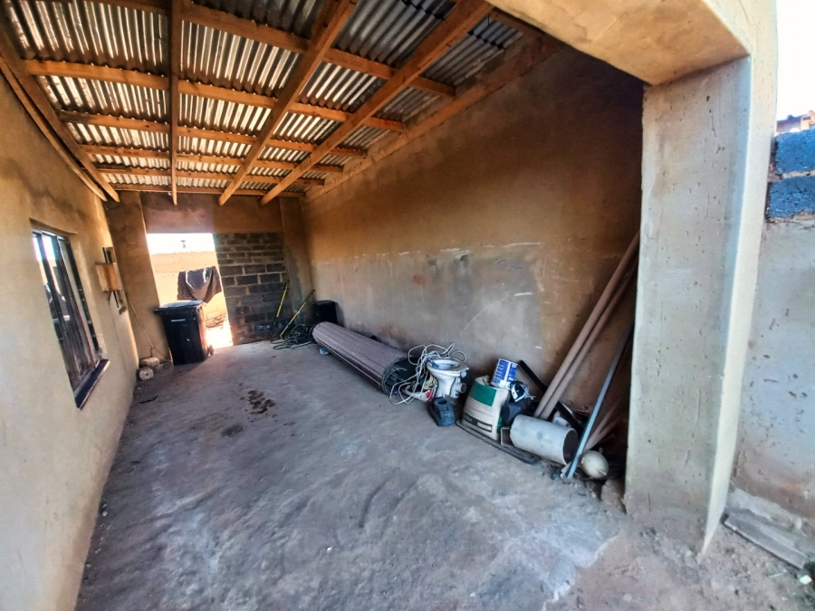 2 Bedroom Property for Sale in Rondebult Gauteng