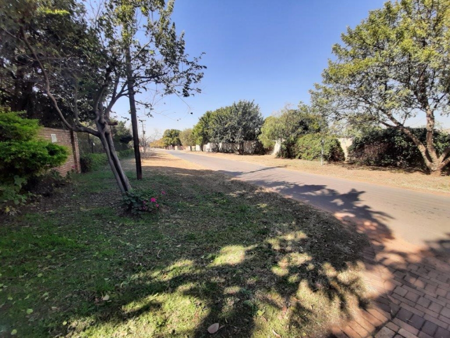 5 Bedroom Property for Sale in Randjesfontein A H Gauteng