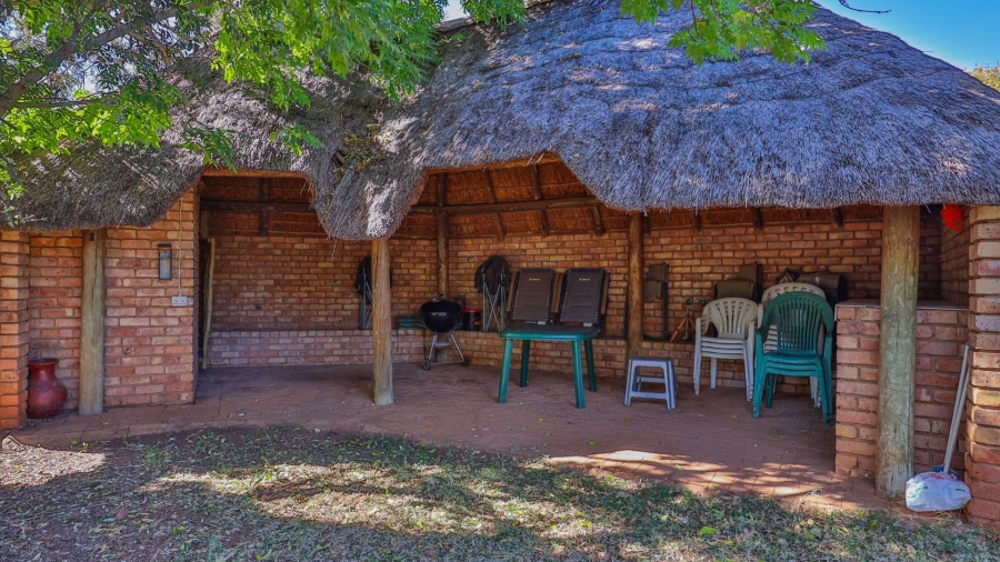 Commercial Property for Sale in Dinokeng Game Reserve Gauteng