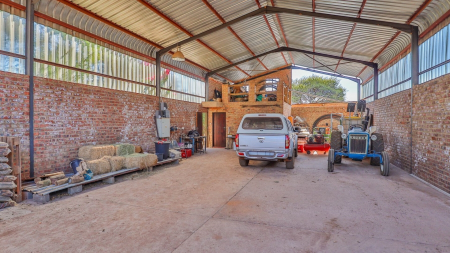 Commercial Property for Sale in Dinokeng Game Reserve Gauteng