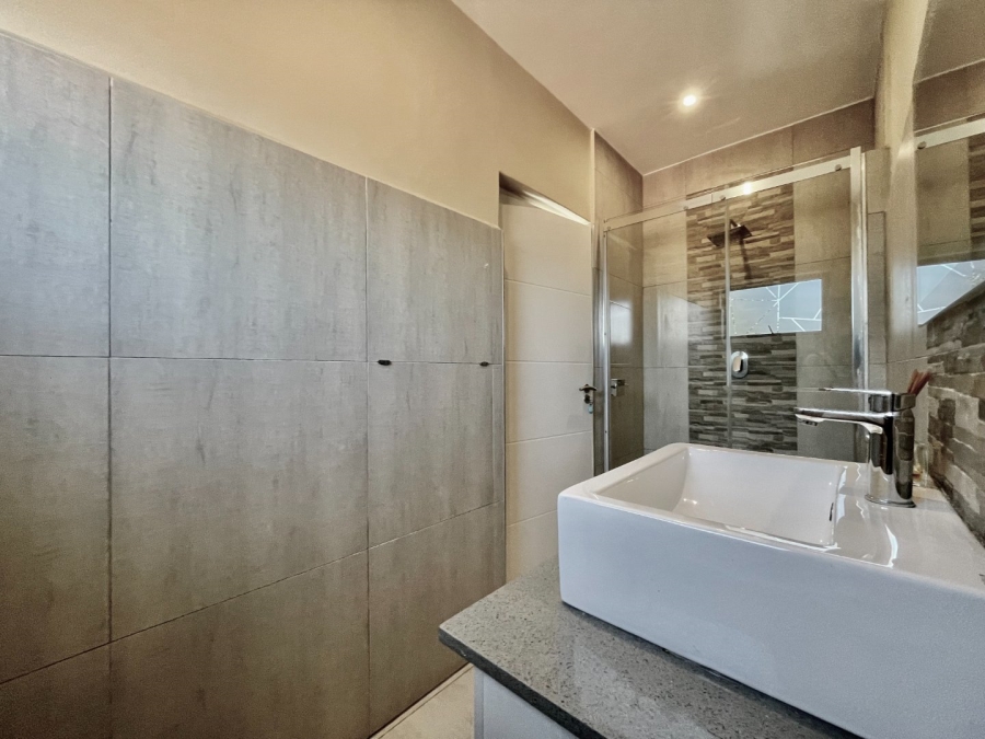 To Let 4 Bedroom Property for Rent in Northgate Gauteng