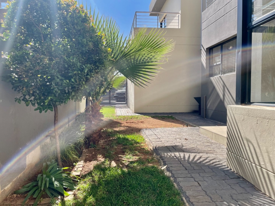 To Let 4 Bedroom Property for Rent in Northgate Gauteng