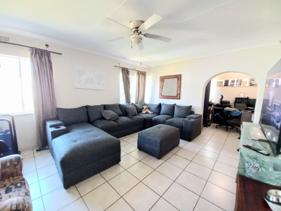 2 Bedroom Property for Sale in De Klerkshof Gauteng