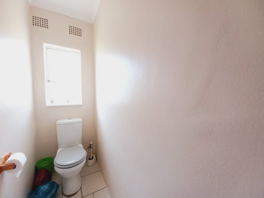 2 Bedroom Property for Sale in De Klerkshof Gauteng