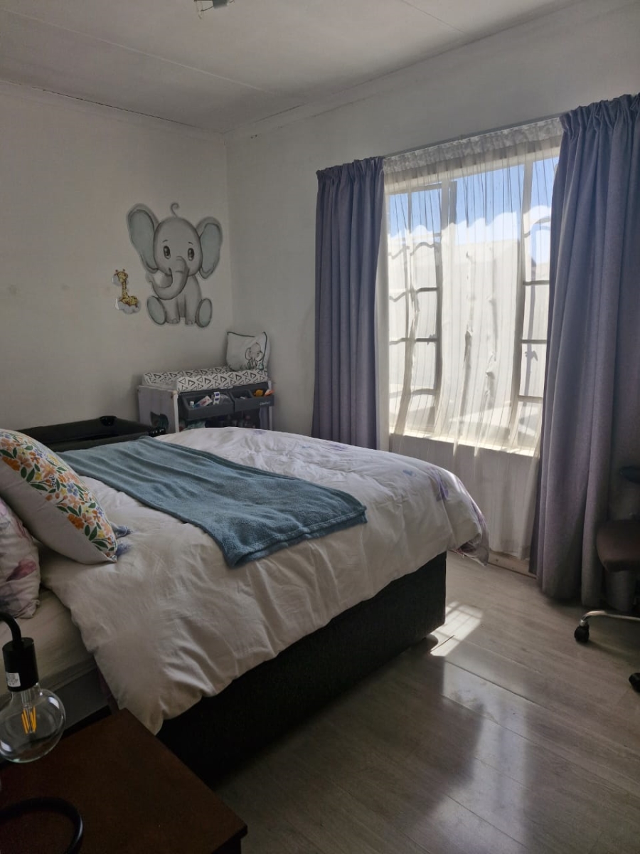 2 Bedroom Property for Sale in North Riding Gauteng